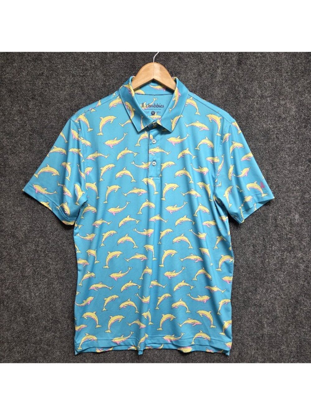 Chubbies Shirt Mens Medium The Flying Dolphins Short Sleeve Performance Polo AOP